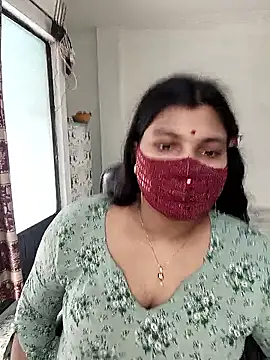 Hot-Angel  online show from January 7, 7:44 am