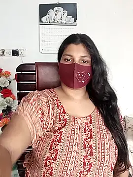 Hot-Angel  online show from May 10, 8:19 am