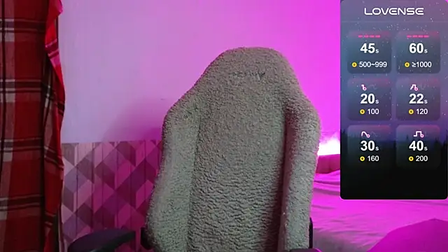 esajukyy online show from October 29, 5:04 pm