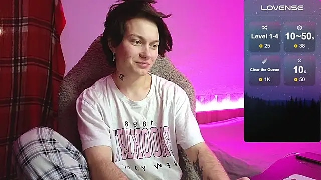 esajukyy online show from November 3, 1:12 pm