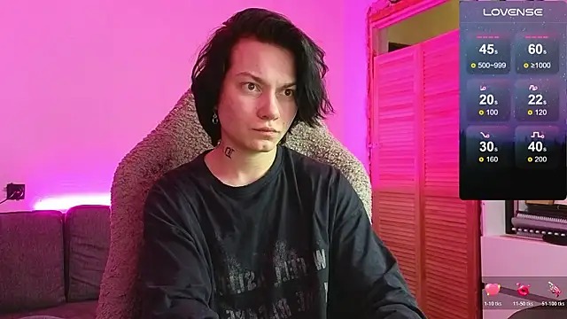 esajukyy online show from February 1, 3:21 pm