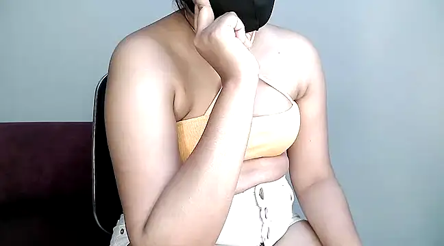 Olivia3 online show from March 19, 6:12 pm