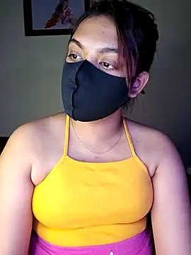 Olivia3 online show from September 30, 7:30 pm