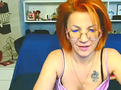 Snapshot of Natali3855 chatting on February 2, 1:30 pm Natali3855 online show from February 2, 1:30 pm