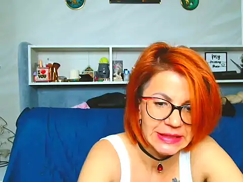 Snapshot of Natali3855 chatting on February 3, 7:10 pm Natali3855 online show from February 3, 7:10 pm