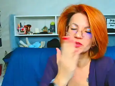 Snapshot of Natali3855 chatting on February 8, 12:17 pm Natali3855 online show from February 8, 12:17 pm