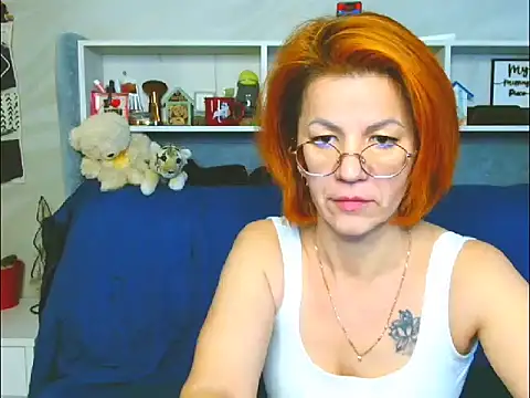 Snapshot of Natali3855 chatting on February 20, 2:02 pm Natali3855 online show from February 20, 2:02 pm