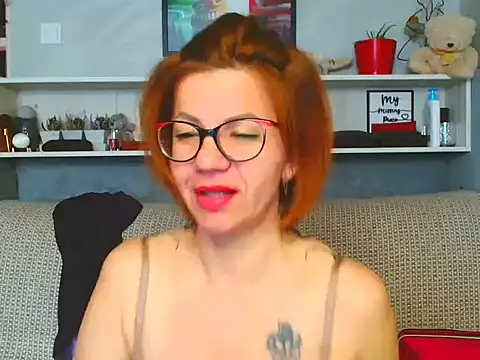 Natali3855 online show from May 1, 3:44 am