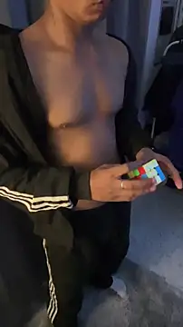 Snapshot of nick__yy chatting on January 9, 8:10 pm nick yy online show from January 9, 8:10 pm