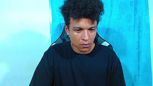 Snapshot of Black_Diamon_ chatting on March 10, 6:27 am Black Diamon online show from March 10, 6:27 am