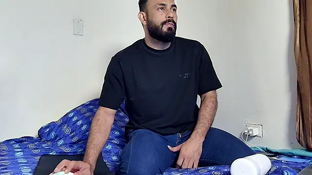 BEN BLAZE online show from March 3, 7:49 pm