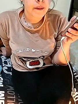 ShadiaStar online show from February 6, 12:11 am