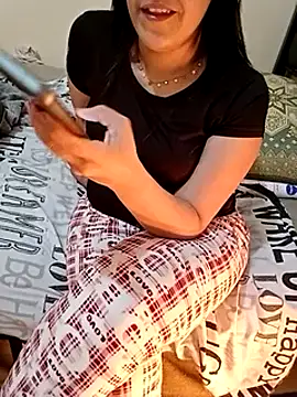 ShadiaStar online show from February 24, 11:30 pm