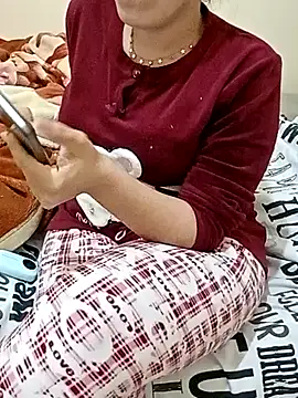 ShadiaStar online show from March 3, 7:39 pm