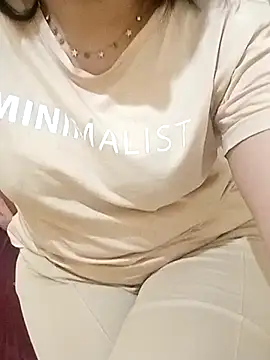 ShadiaStar online show from March 18, 7:31 pm