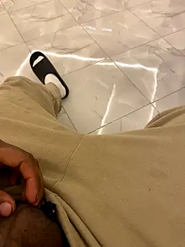 Lahcene online show from December 1, 10:59 pm