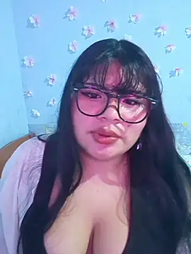 Snapshot of CANELA_9911 chatting on April 21, 1:42 am CANELA 9911 online show from April 21, 1:42 am