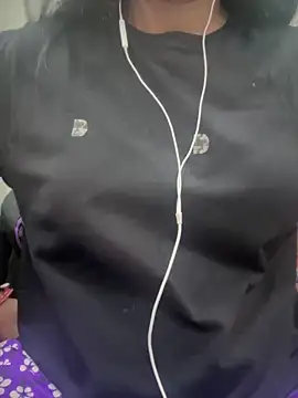 Snapshot of stylishpooja chatting on September 11, 5:13 pm stylishpooja online show from September 11, 5:13 pm