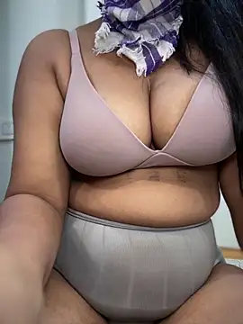 Snapshot of stylishpooja chatting on September 15, 5:13 pm stylishpooja online show from September 15, 5:13 pm