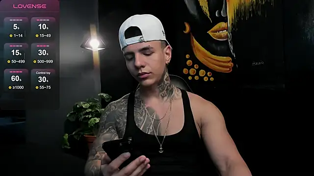 Flynn Riider online show from February 24, 5:22 pm