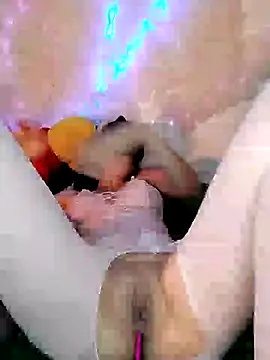 Snapshot of Sweety-Cat chatting on January 6, 1:09 am Sweety-Cat online show from January 6, 1:09 am