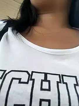 Danna-linyi online show from February 17, 6:48 pm