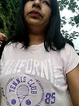 Danna-linyi online show from March 5, 3:51 pm