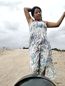 Danna-linyi online show from March 23, 8:02 pm