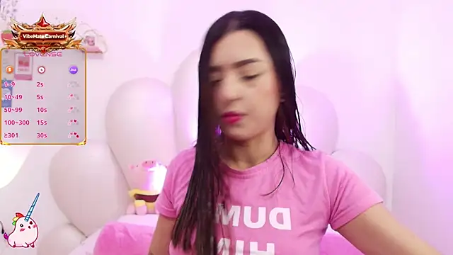 Snapshot of zoewillian chatting on July 18, 12:37 am zoewillian online show from July 18, 12:37 am