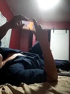 Snapshot of angeldeldiablo1592 chatting on February 9, 6:17 am angeldeldiablo1592 online show from February 9, 6:17 am