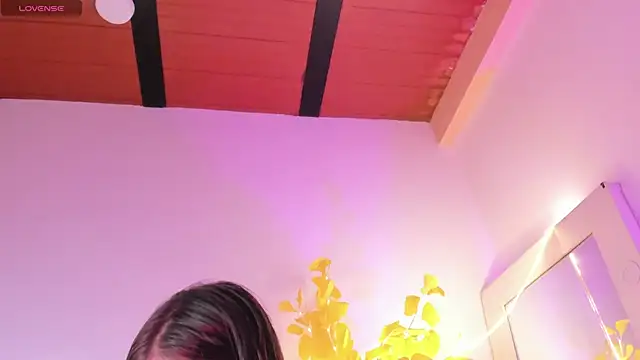 Snapshot of HaleyAmaya chatting on June 7, 12:59 am HaleyAmaya online show from June 7, 12:59 am