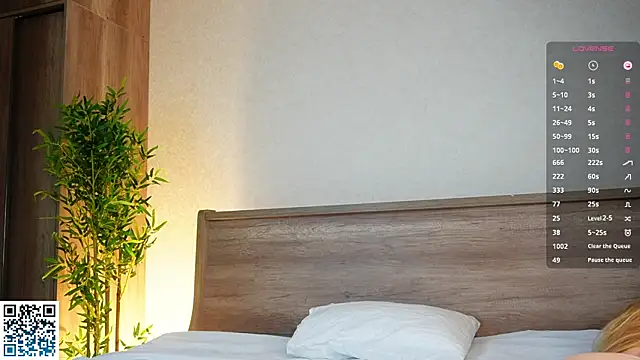 WiloneEsse online show from September 26, 3:38 pm