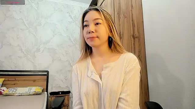 Babby Rabbit online show from February 11, 8:30 am