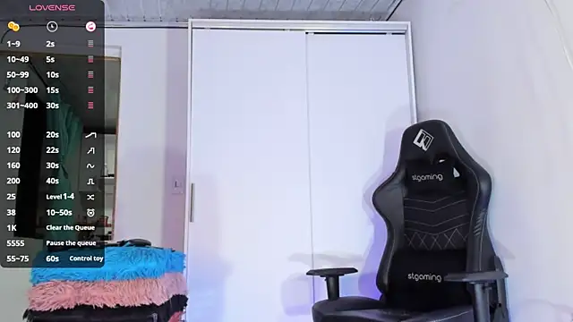 Dulce smith 1 online show from January 9, 12:02 am