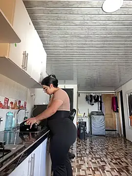 Snapshot of Dulce_smith_1 chatting on July 28, 5:12 pm Dulce smith 1 online show from July 28, 5:12 pm
