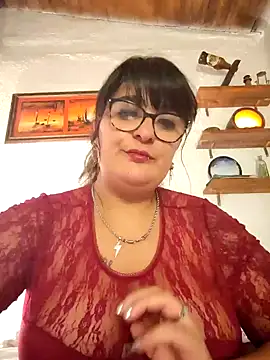 Snapshot of infiernowoman23 chatting on December 21, 3:47 am infiernowoman23 online show from December 21, 3:47 am