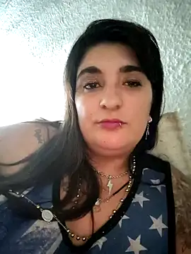 Snapshot of infiernowoman23 chatting on January 15, 4:36 am infiernowoman23 online show from January 15, 4:36 am