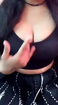 Snapshot of cute-neha70 chatting on March 21, 9:12 am cute-neha70 online show from March 21, 9:12 am