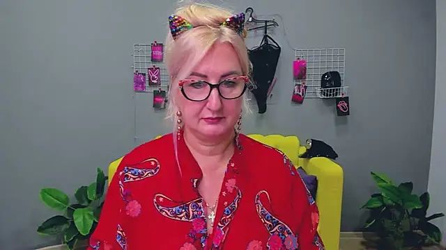 Snapshot of ChristyBrooks chatting on January 25, 3:20 pm ChristyBrooks online show from January 25, 3:20 pm