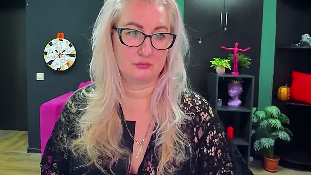 Snapshot of ChristyBrooks chatting on February 25, 7:25 pm ChristyBrooks online show from February 25, 7:25 pm