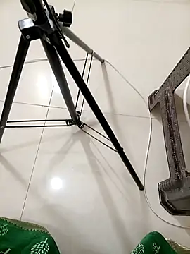 Cute-Aadhvita online show from September 10, 5:02 pm