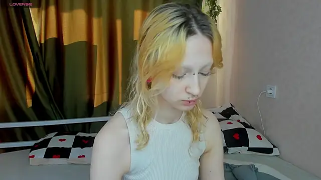Lexy-Woorhez online show from April 29, 11:25 am