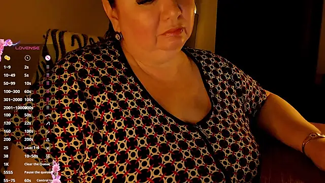 Snapshot of SexxyDreams1 chatting on January 29, 2:10 pm SexxyDreams1 online show from January 29, 2:10 pm