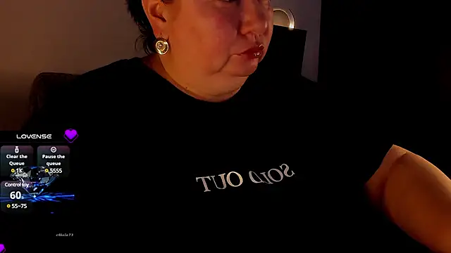 Snapshot of SexxyDreams1 chatting on March 7, 10:21 pm SexxyDreams1 online show from March 7, 10:21 pm