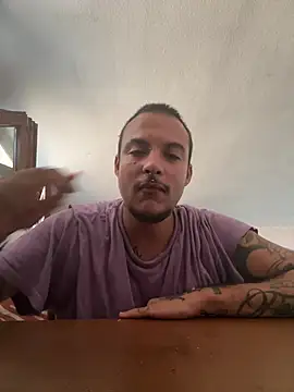 Snapshot of FTM98xxx chatting on July 21, 2:41 pm FTM98xxx online show from July 21, 2:41 pm