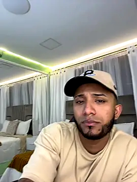 Robin Rief online show from December 21, 3:57 am