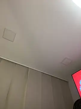 Snapshot of NicoleCut chatting on September 27, 11:21 pm NicoleCut online show from September 27, 11:21 pm