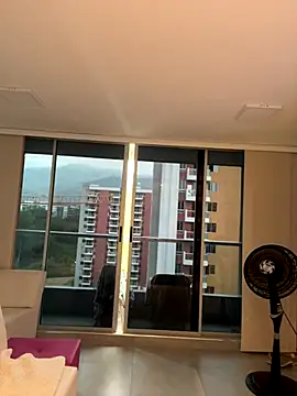 Snapshot of NicoleCut chatting on November 30, 11:14 am NicoleCut online show from November 30, 11:14 am