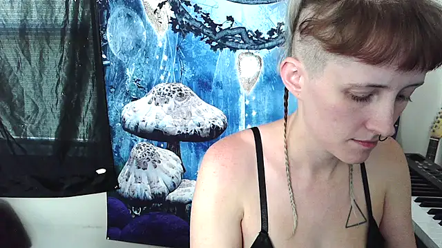  hellostormy  online show from October 14, 4:19 pm