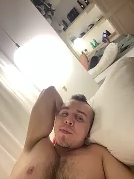 Snapshot of adam-rivera chatting on December 25, 11:00 am adam-rivera online show from December 25, 11:00 am